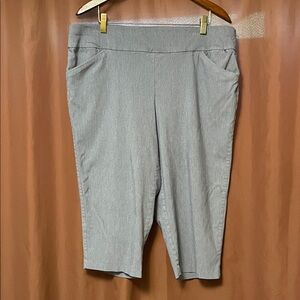 CJ Banks Women's Light Blue Capris